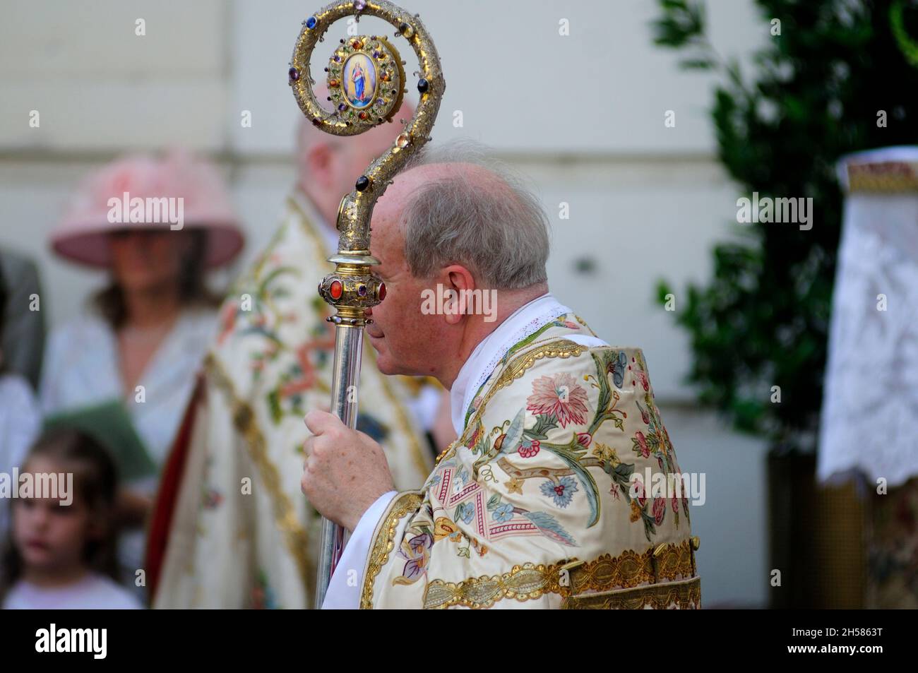Vienna, Austria. June 7th, 2012. Corpus Christi procession in Vienna with Archbishop Cardinal Christoph Schönborn Stock Photo