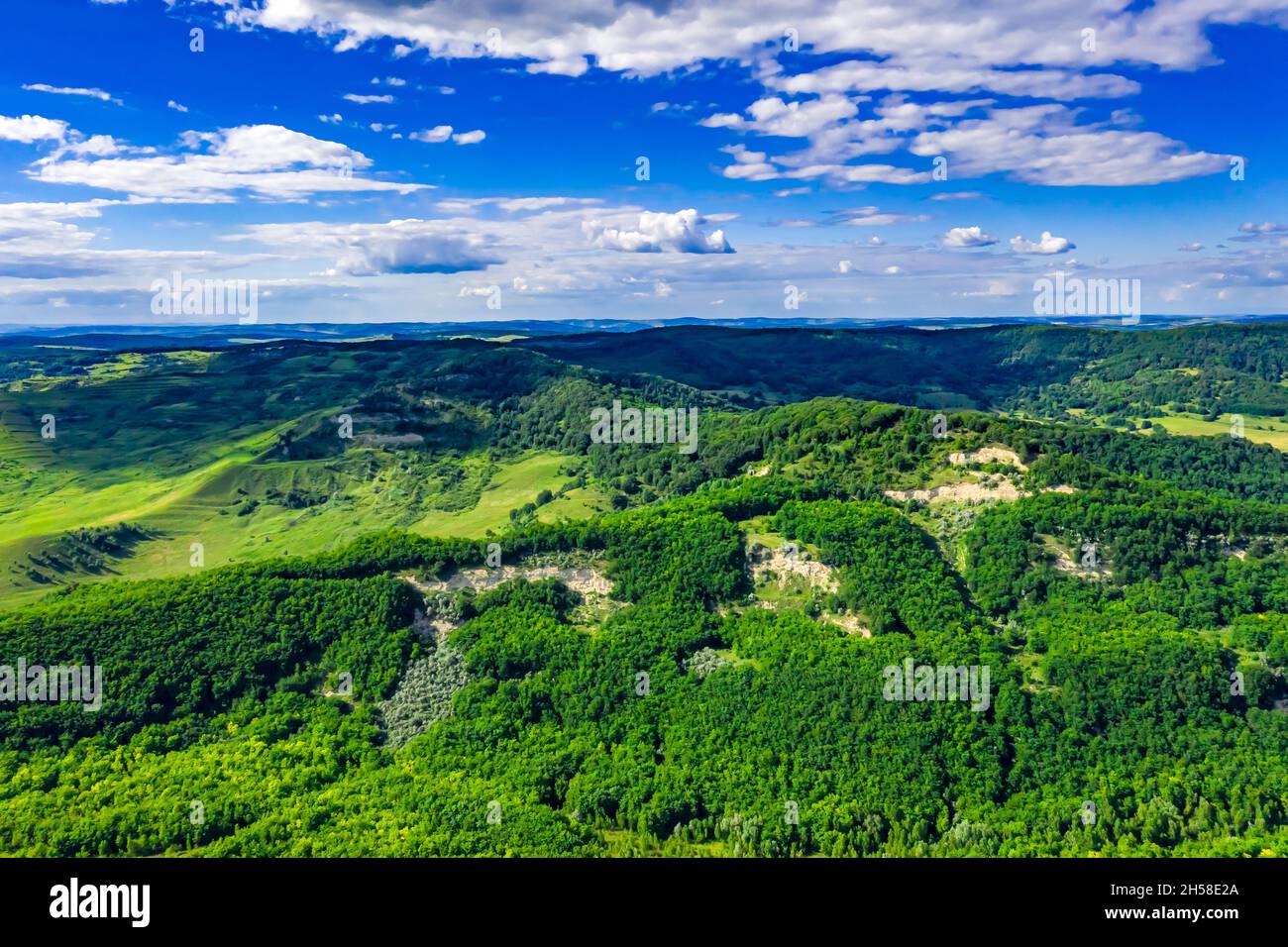 Landschaften in Rumänien mit der Drohne Stock Photo - Alamy