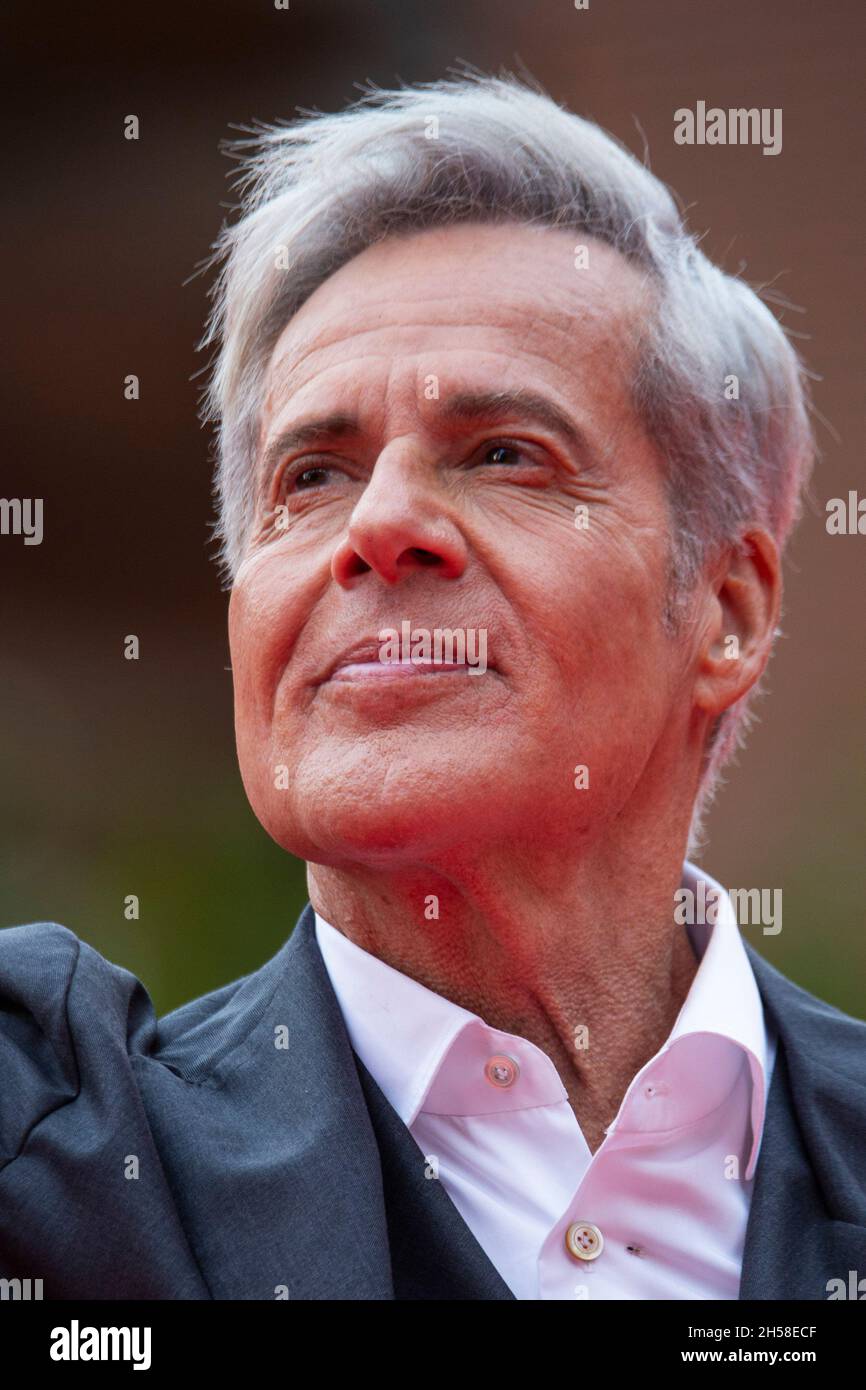 Italian musician singer claudio baglioni hi-res stock photography and  images - Alamy
