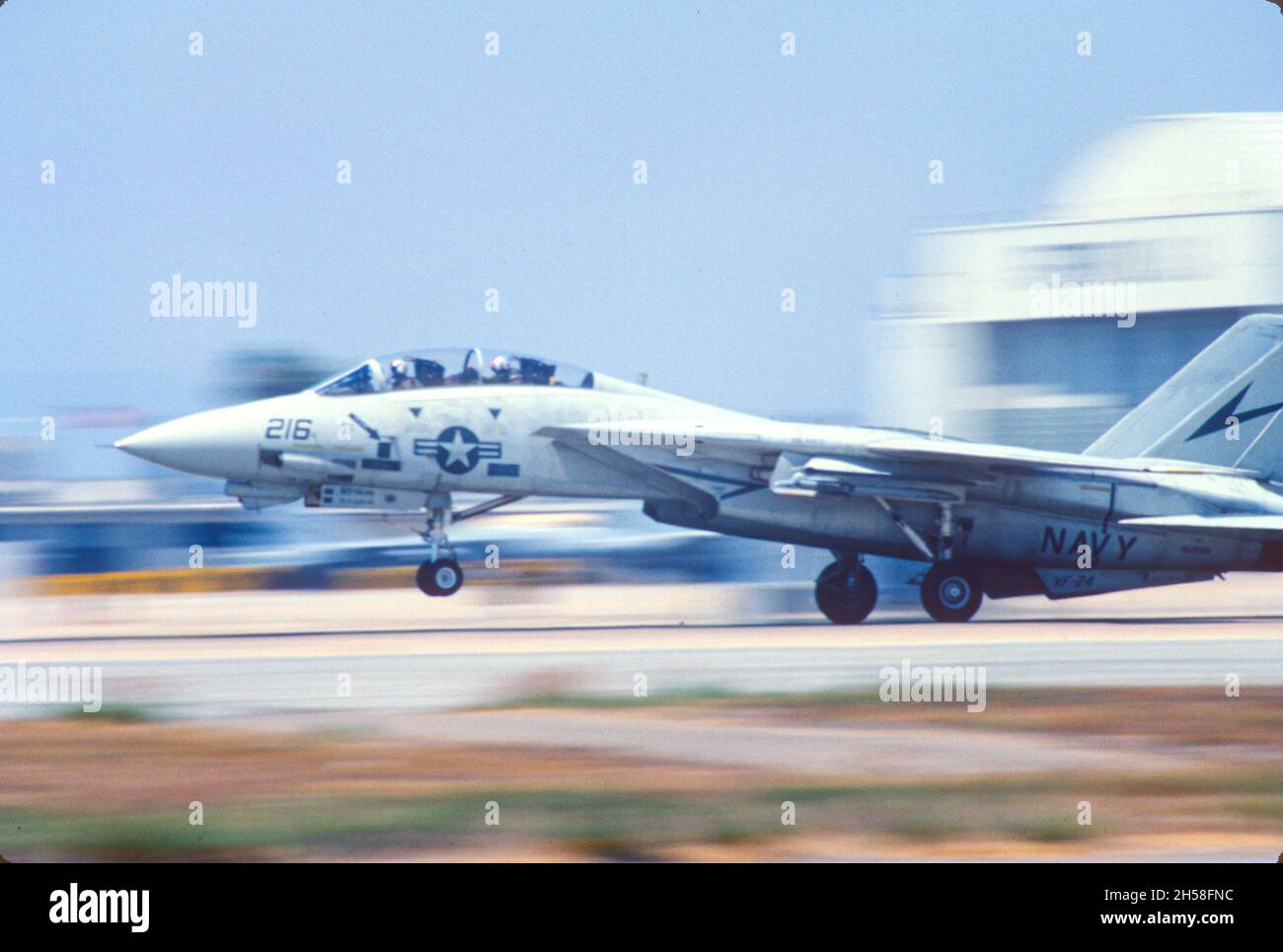 VF-24 Fighting Renegades F-14 takes off at NAS Miramar Stock Photo - Alamy