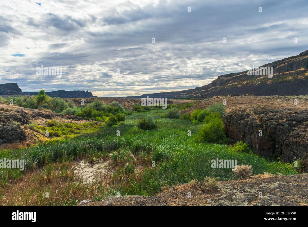 Sun Lake Dry Falls State Park was formed by massive ice flows in