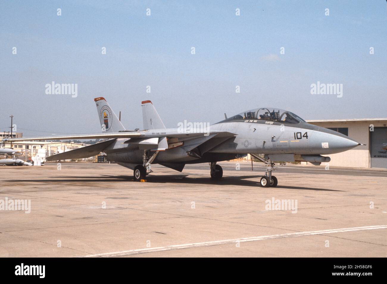 VF-11 Red Rippers F-14 on the tarmac at NAS Miramar. Stock Photo