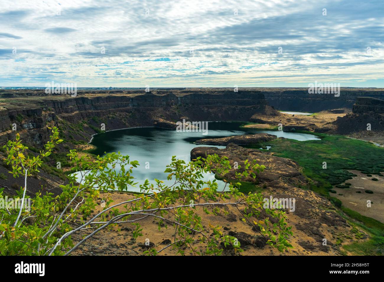 Sun Lake Dry Falls State Park was formed by massive ice flows in