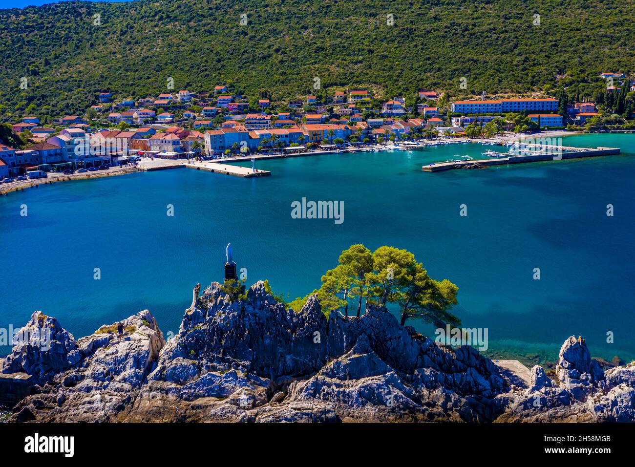 Trpanj in Croatia from above | Luftbilder von Trpanj Stock Photo - Alamy