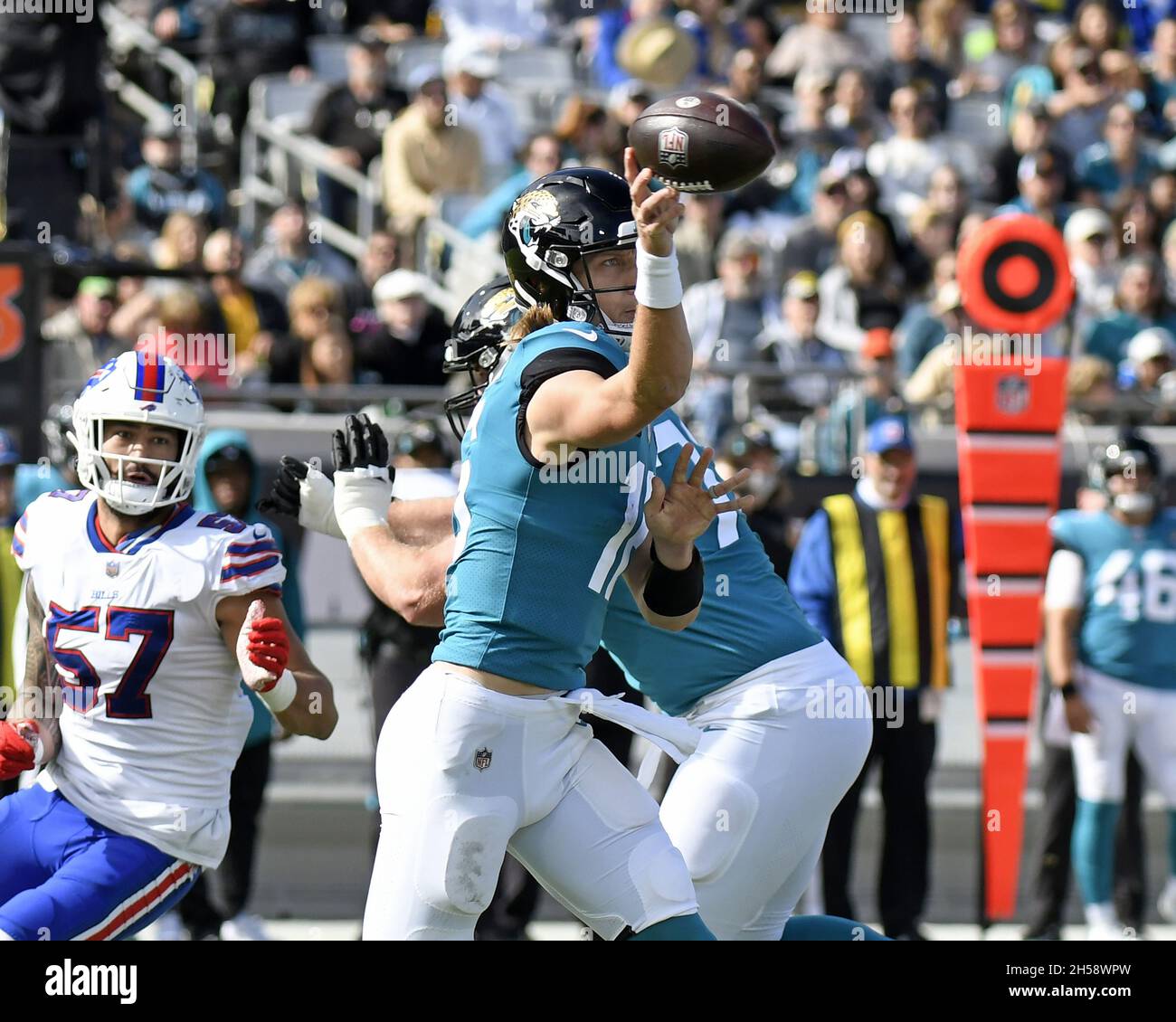 Trevor lawrence jacksonville hi-res stock photography and images - Alamy