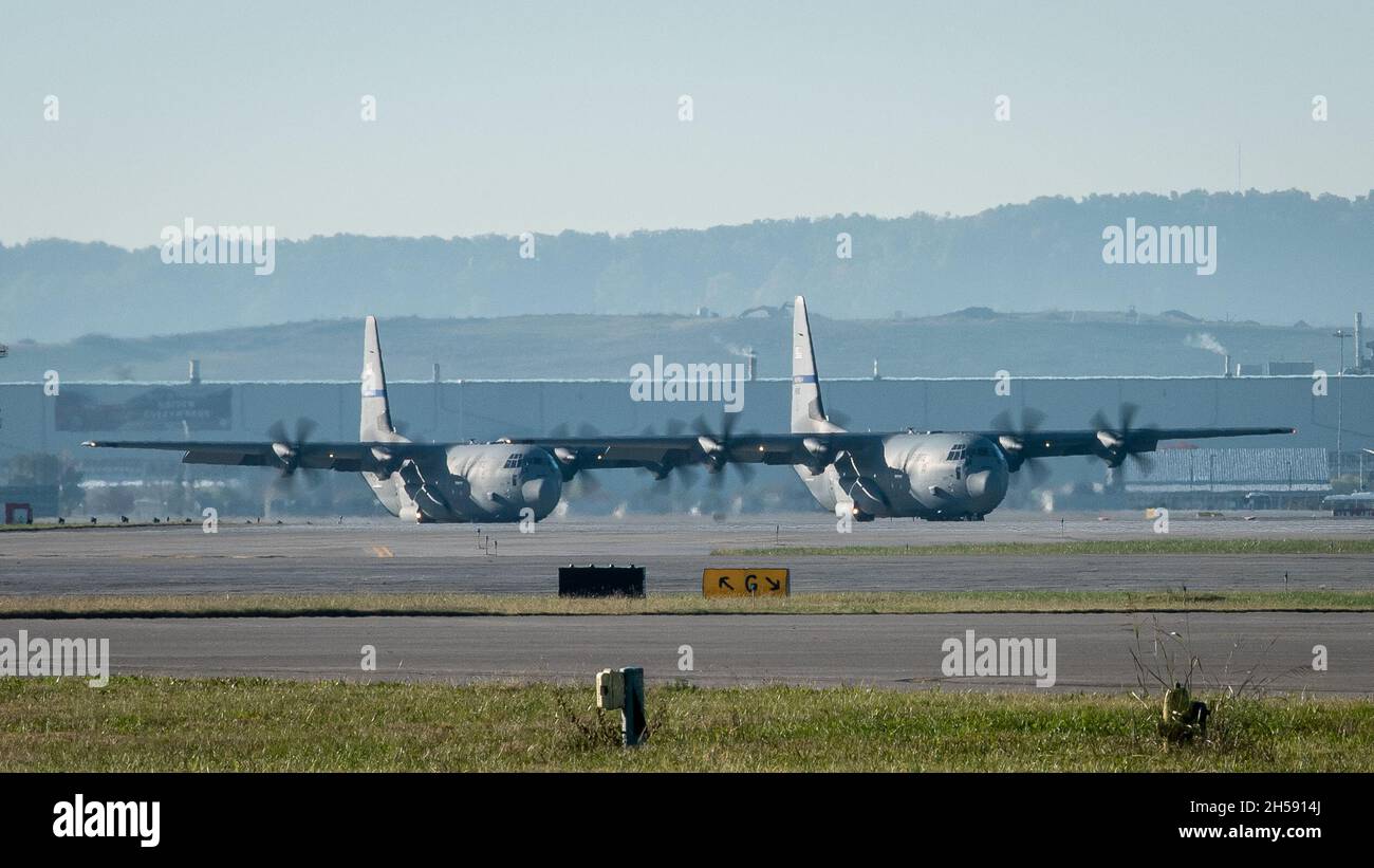 Two new C-130J Super Hercules aircraft arrive at the Kentucky Air National Guard Base in Louisville, Ky., Nov. 6, 2021, ushering in a new era of aviation for the 123rd Airlift Wing. The state-of-the-art transports are among eight the wing will receive over the next 11 months to replace eight aging C-130 H-model aircraft, which were built in 1992 and have seen duty all over the world. (U.S. Air National Guard photo by Dale Greer) Stock Photo