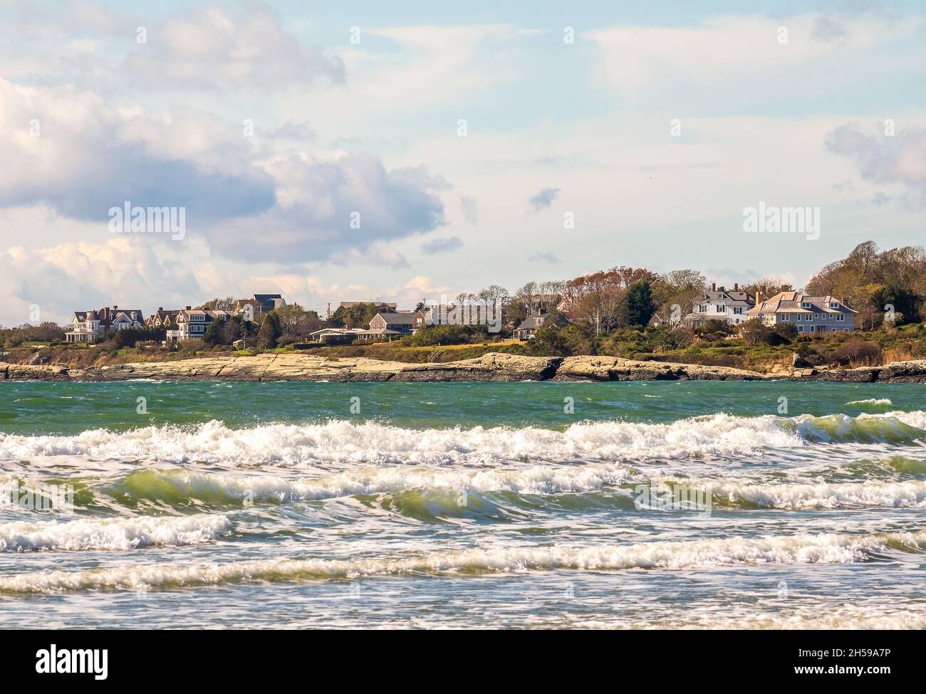 Scenic view of the seashore and residential area in Middleton, Rhode Island, from Second Beach Park Stock Photo