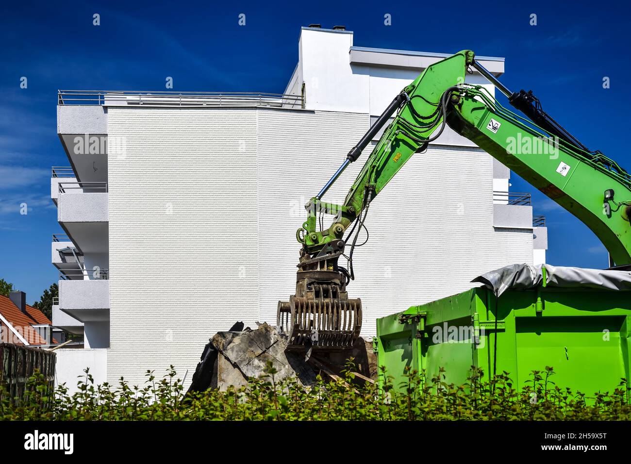 Abriss eines Altbaus an der Strandallee in Haffkrug, Scharbeutz, Schleswig-Holstein, Deutschland, Europa Stock Photo