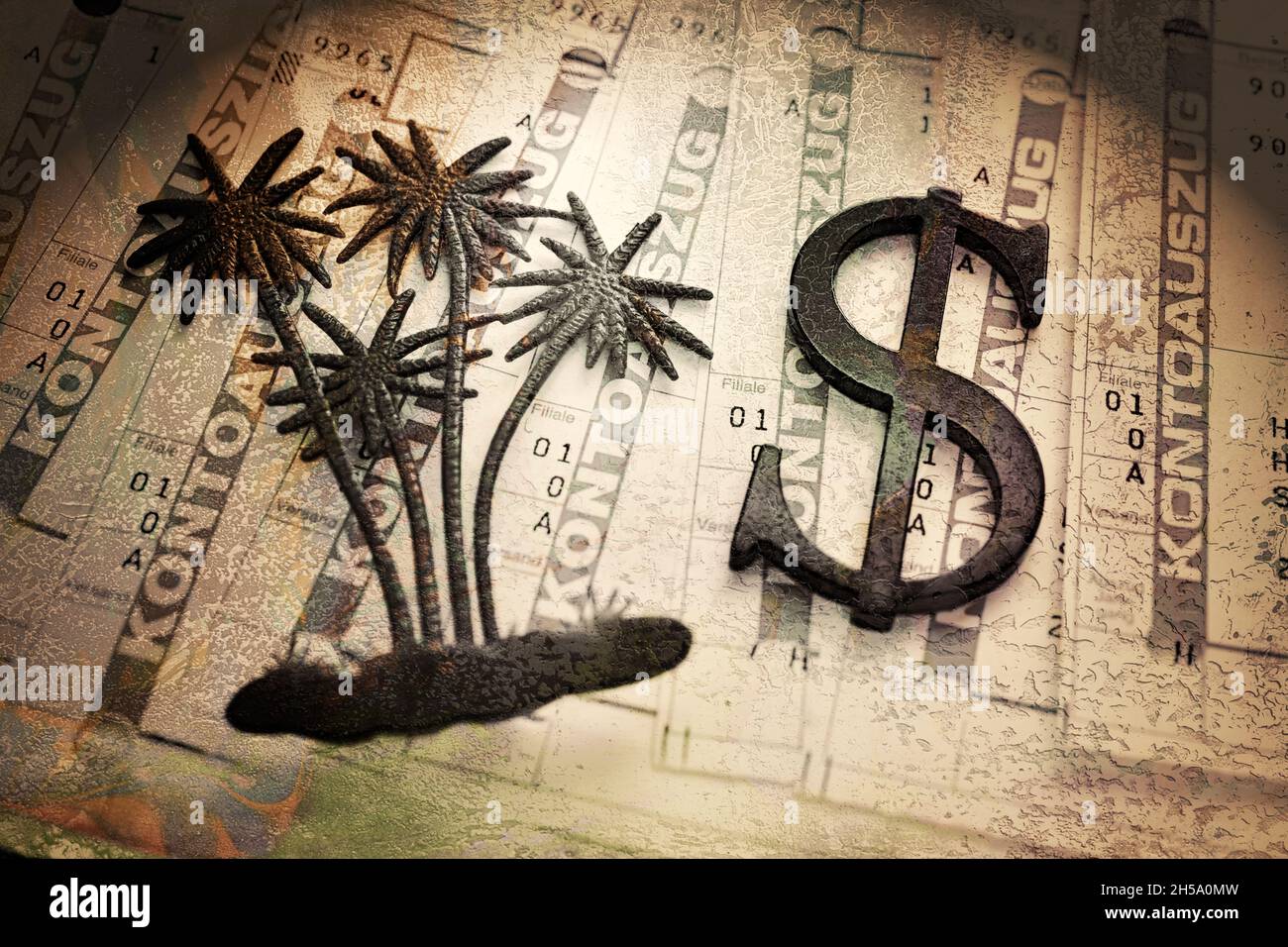 Palme und Dollarzeichen auf Kontoauszügen, Symbolfoto Pandora Papers Steuerskandal Stock Photo
