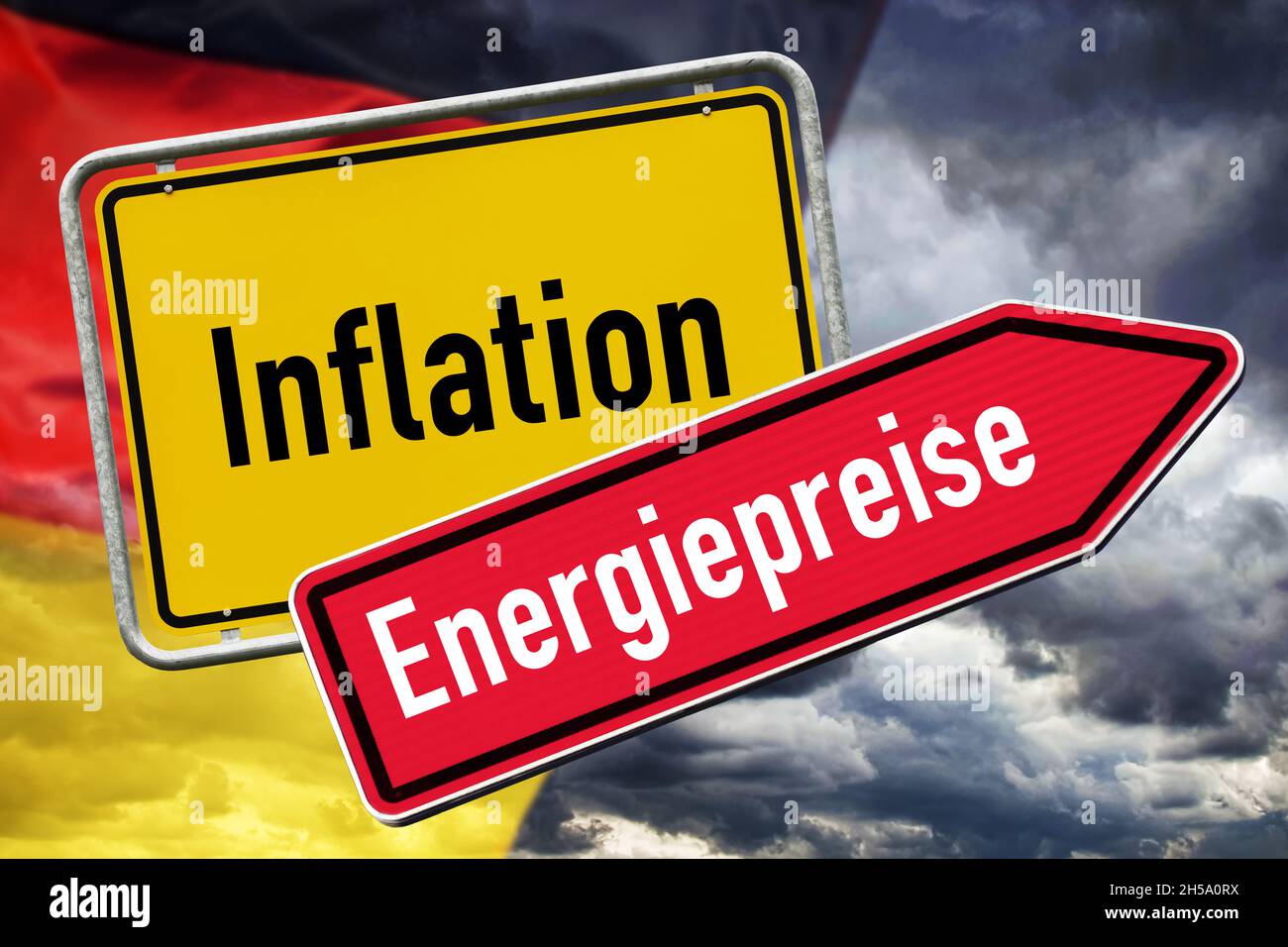 FOTOMONTAGE, Ortsschild Inflation und Wegweiser Energiepreise, Anstieg der Inflationsrate Stock Photo