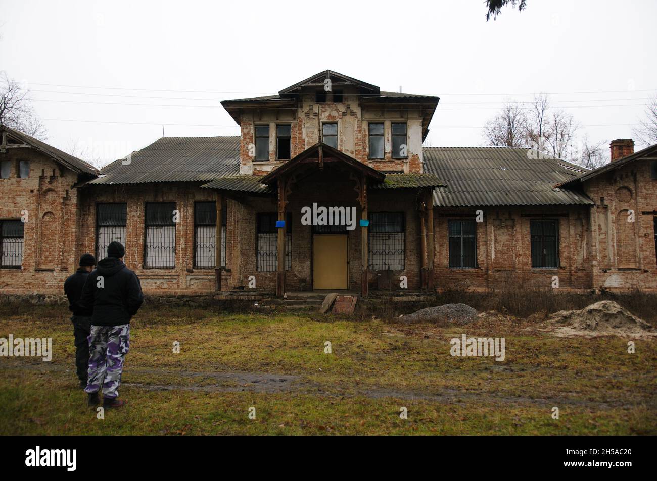 an old abandoned mansion in vinnytska region ukraine Stock Photo