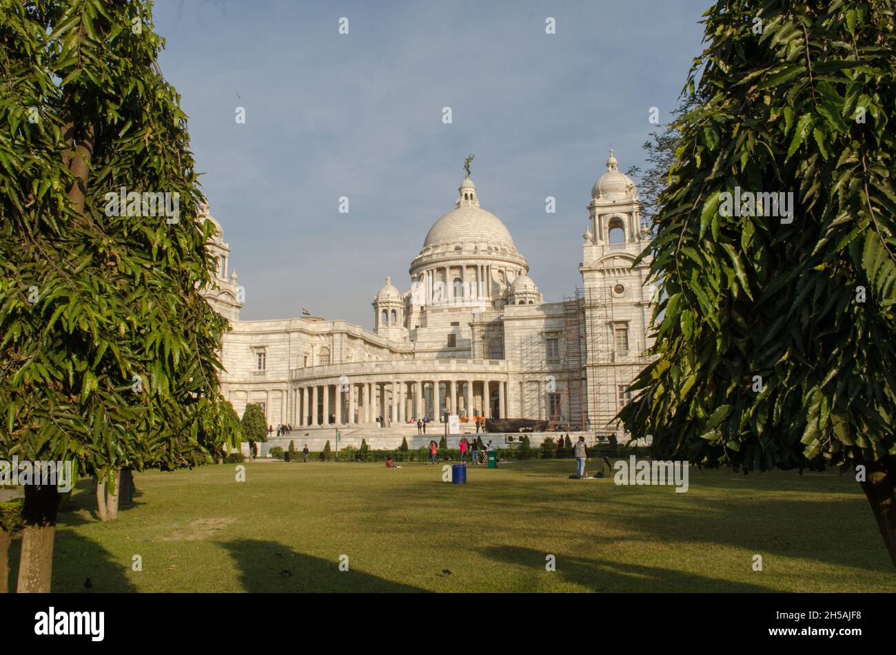 Marble building Victoria Memorial in Kolkata, India Stock Photo Alamy