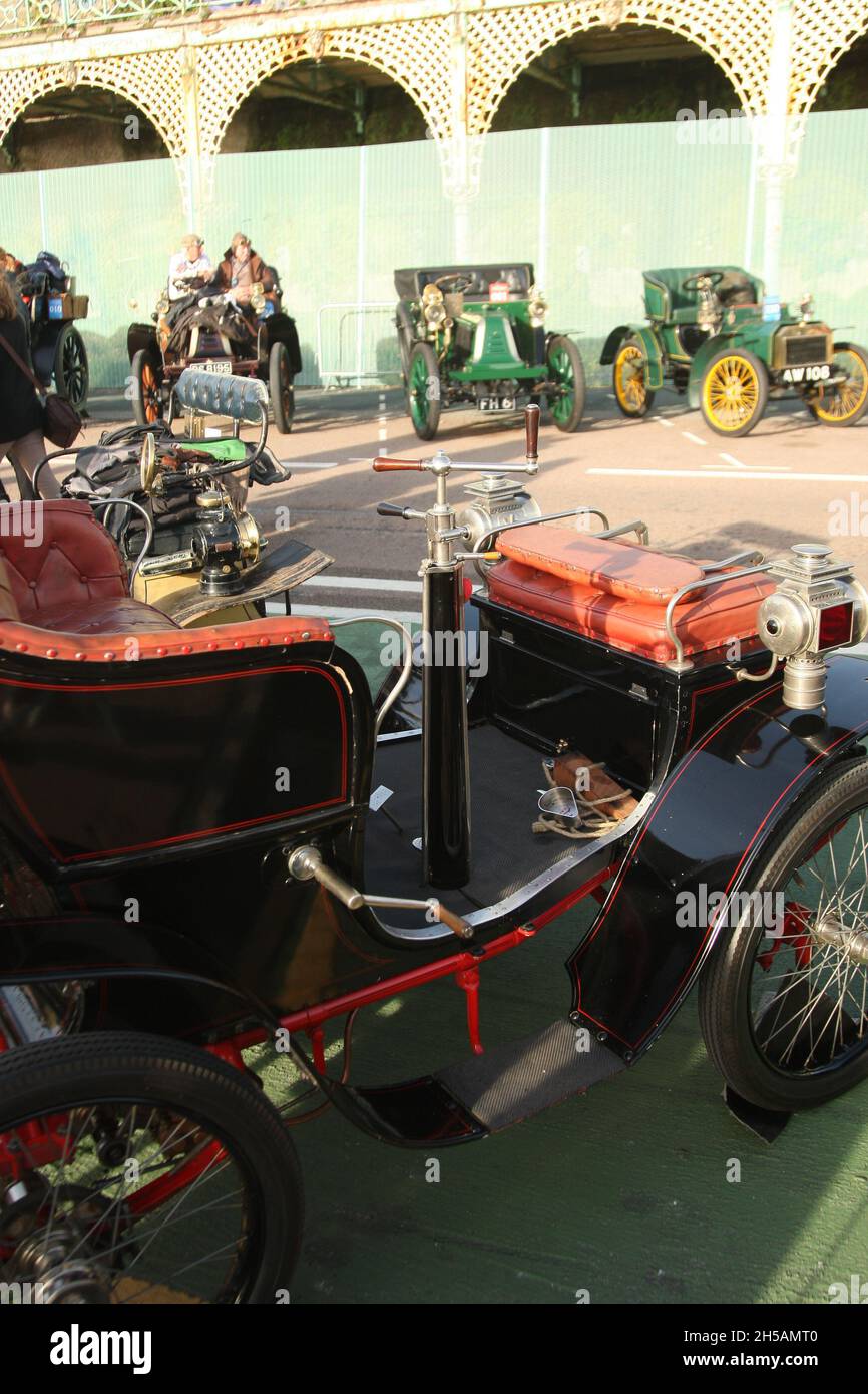 Sussex UK 7th November 2021. Before the steering wheel cars like this one had tillers. The London to Brighton Veteran Car Run 2021 returns to the roads between the capital and the coast after a COVID break in 2020. This is the events 125th anniversary.. Roland Ravenhill/Alamy Stock Photo