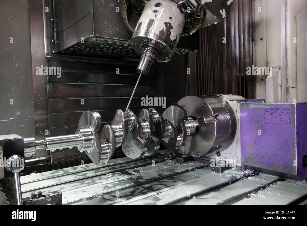 Precise measurement on the crankshaft Stock Photo Alamy