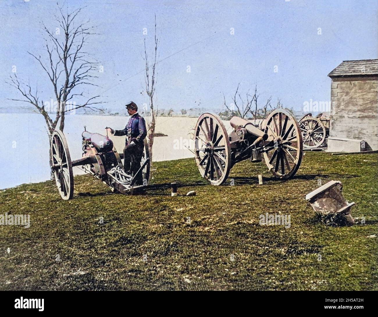 [Machine Colorized] UNION BATTERY ON THE LOWER POTOMAC, 1861 from The American Civil War book and Grant album : 'art immortelles' : a portfolio of half-tone reproductions from rare and costly photographs designed to perpetuate the memory of General Ulysses S. Grant, depicting scenes and incidents in connection with the Civil War Published  in Boston and New York by W. H. Allen in 1894 Stock Photo