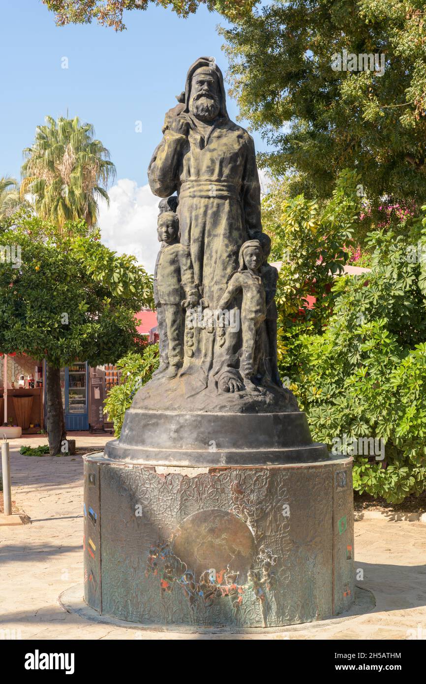 Statue of Santa Claus (Saint Nicholas). Demre, Turkey Stock Photo Alamy