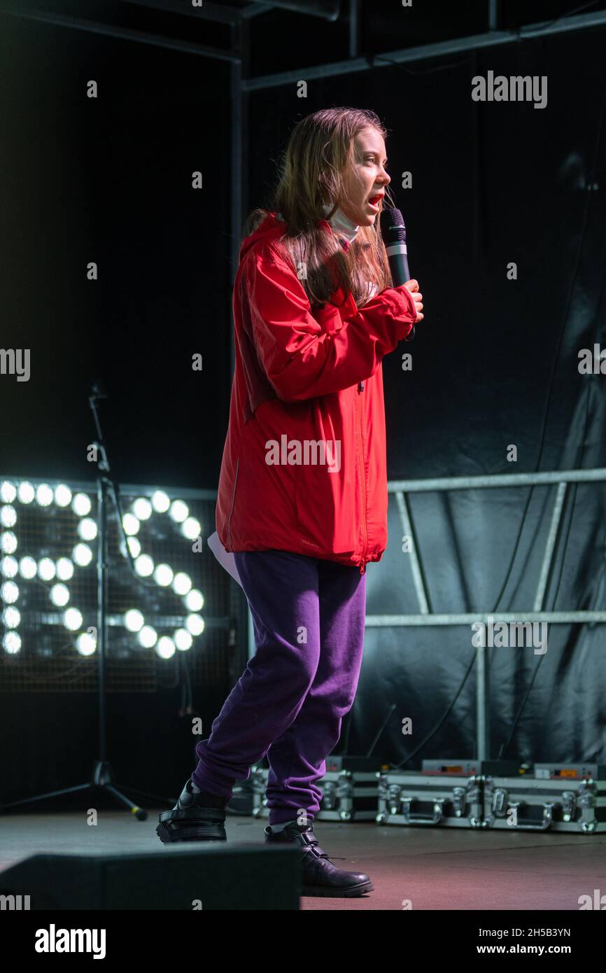 Glasgow, Scotland, UK - 5 November 2021: Youth Climate Activist March and speeches Pictured: Greta Thunberg gives speech at George Square Stock Photo