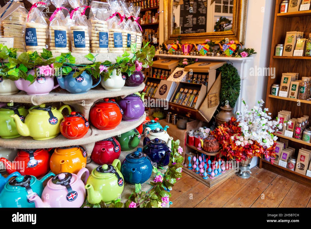 Display of tea pots and teas at The Tea and Biscuit Club shop in Arundel, West Sussex, London, UK Stock Photo