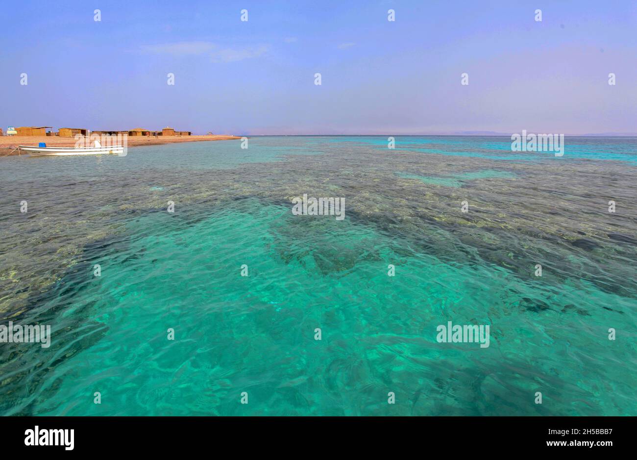 Deserted beaches at the Blue Lagoon (Dahab), Sinai, Egypt Stock Photo