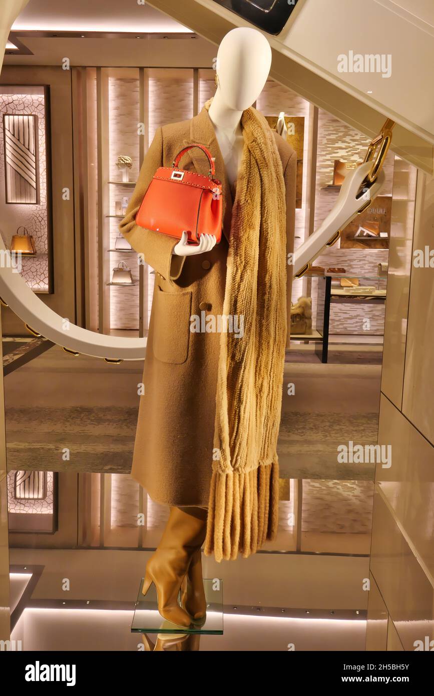 Fendi luxury boutique Stock Vector Images - Alamy