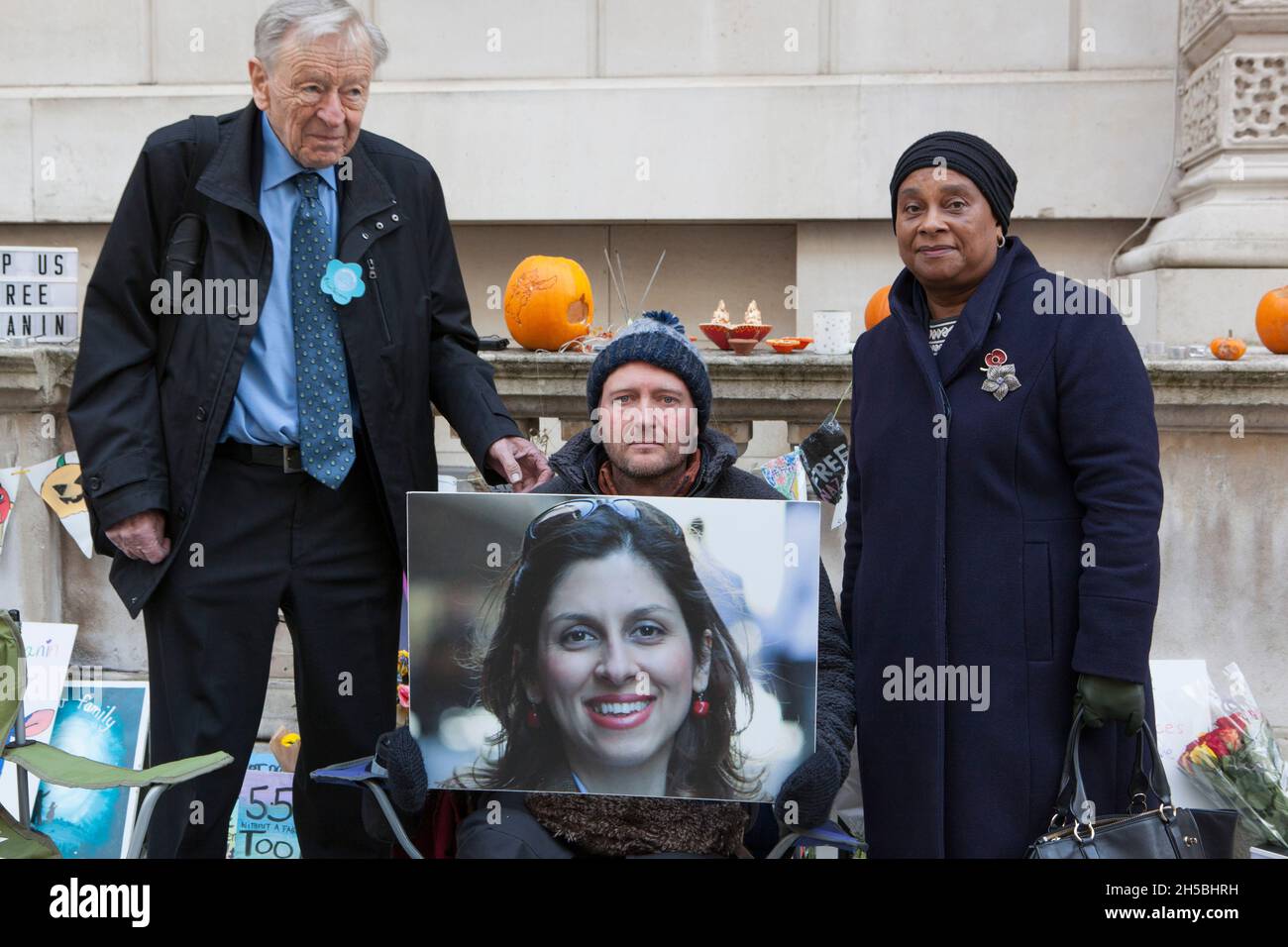 London, UK, 8 November 2021: On day 16 of Richard Ratcliffe's hunger strike to end government inaction over his wife Nazanin's incarceration in Iran, Lord Alf Dubs and Baroness Doreen Lawrence visited him to show support. He is showing remarkable good spirits as he continues camping in Whitehall outside the Foreign Office to campaign for them to take action to secure Nazanin Zaghari-Ratcliffe's release. Amnesty International are supporting his campaign and that for other dual nationality citizens imprisoned in Iran. Anna Watson/Alamy Live News Stock Photo