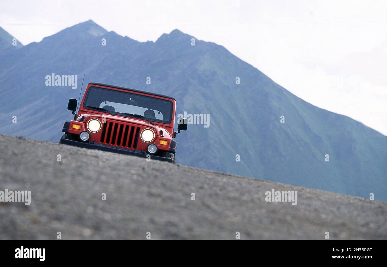 Jeep Wrangler road trip in Alaska 1998 Stock Photo - Alamy