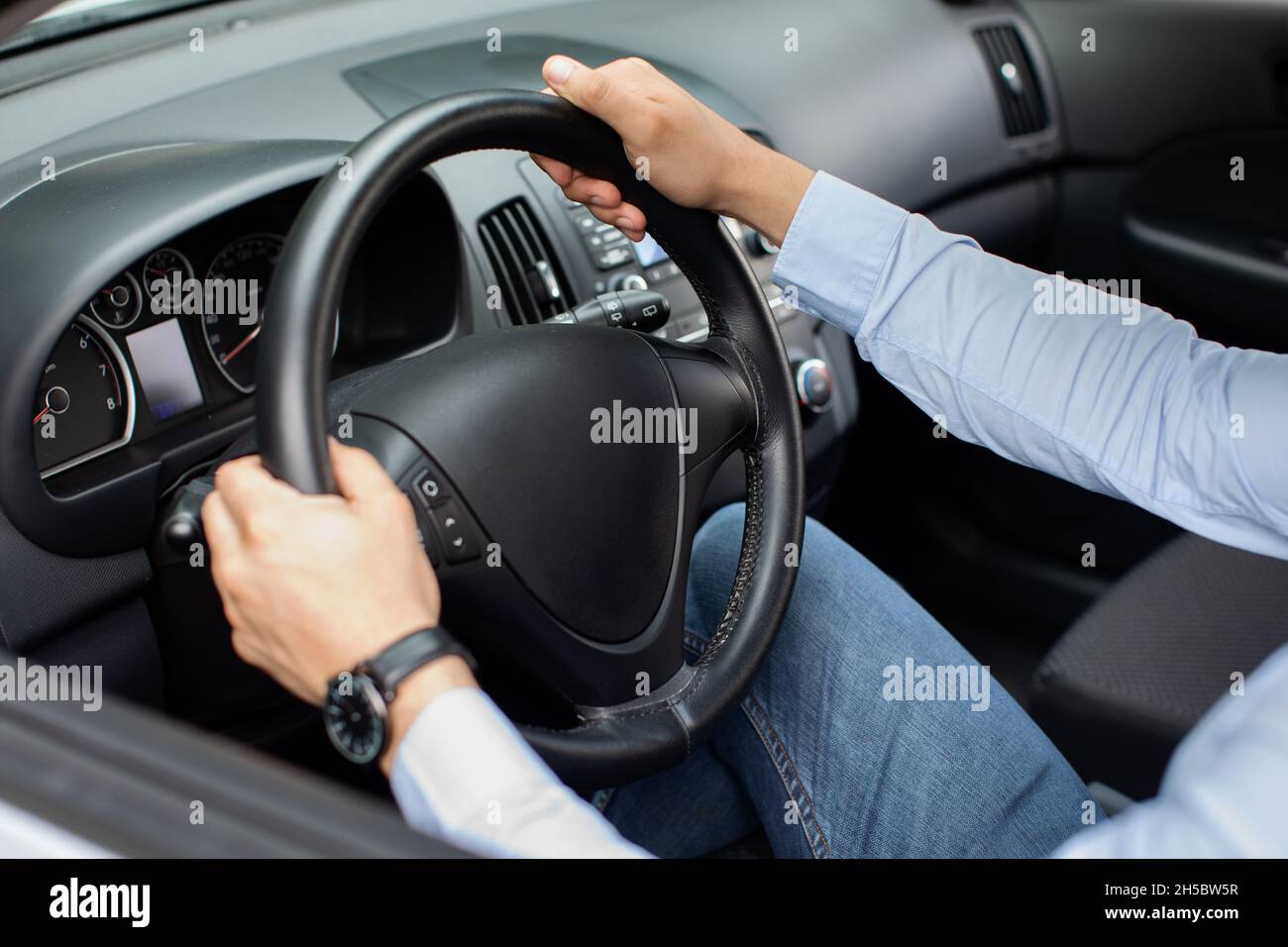 Holding hands on steering wheel hi-res stock photography and images - Alamy