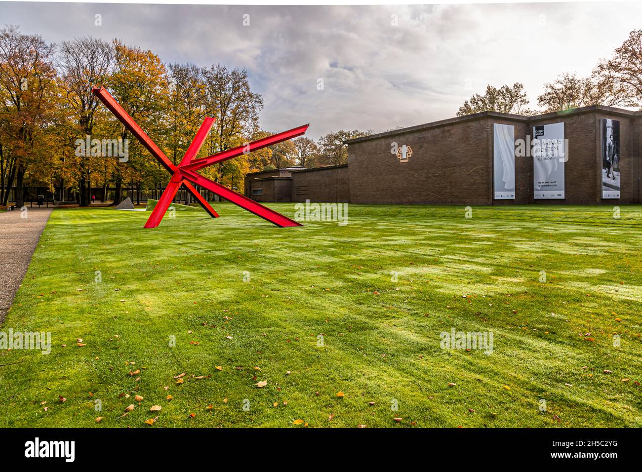 K-piece (1972) by Mark Di Suvero at Kröller-Müller Museum in Otterlo, Netherlands Stock Photo