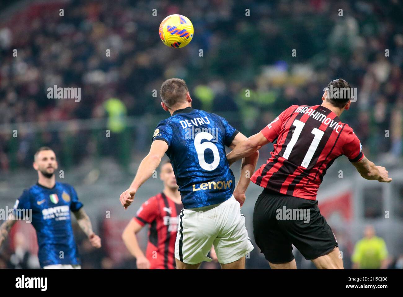 Inter mil hi-res stock photography and images - Alamy