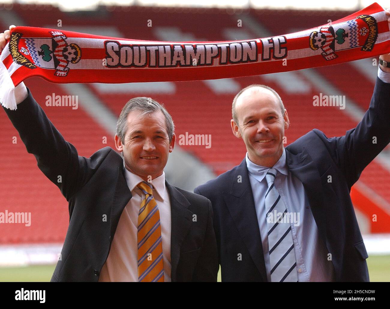 SOUTHAMPTON'S NEW MANAGEMENT TEAM BURLEY AND CLIVE WOODWARD.2005