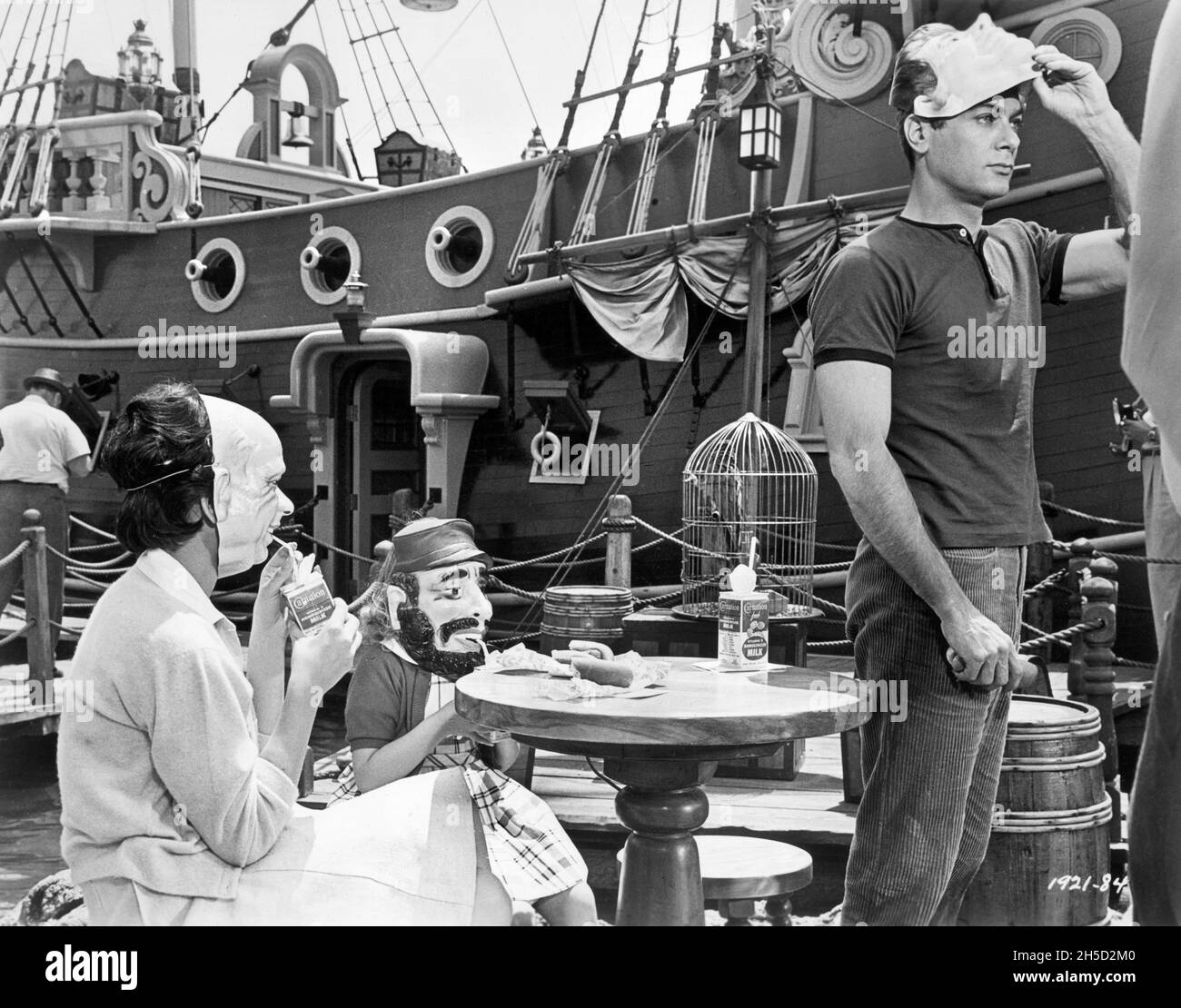 Suzanne Pleshette, Claire Wilcox, Tony Curtis, on-set of the Film, '40 Pounds of Trouble, Universal Pictures, 1962 Stock Photo