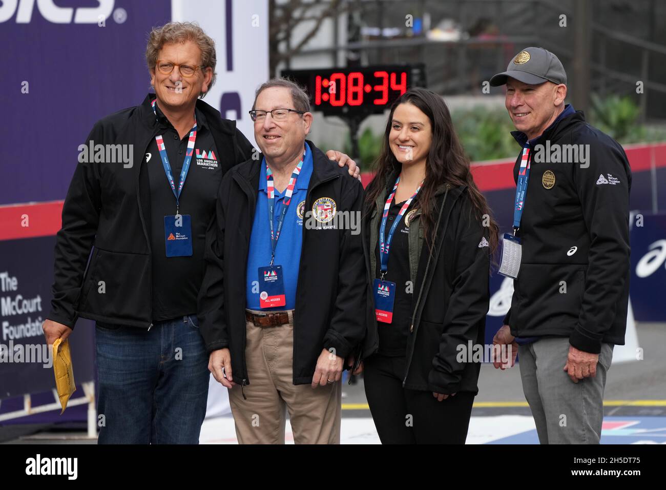 Howard Sunkin (left), Los Angeles City councilman Paul Koretz (second from left) and The McCourt Foundation chief operating officer Murphy Reinschreib Stock Photo