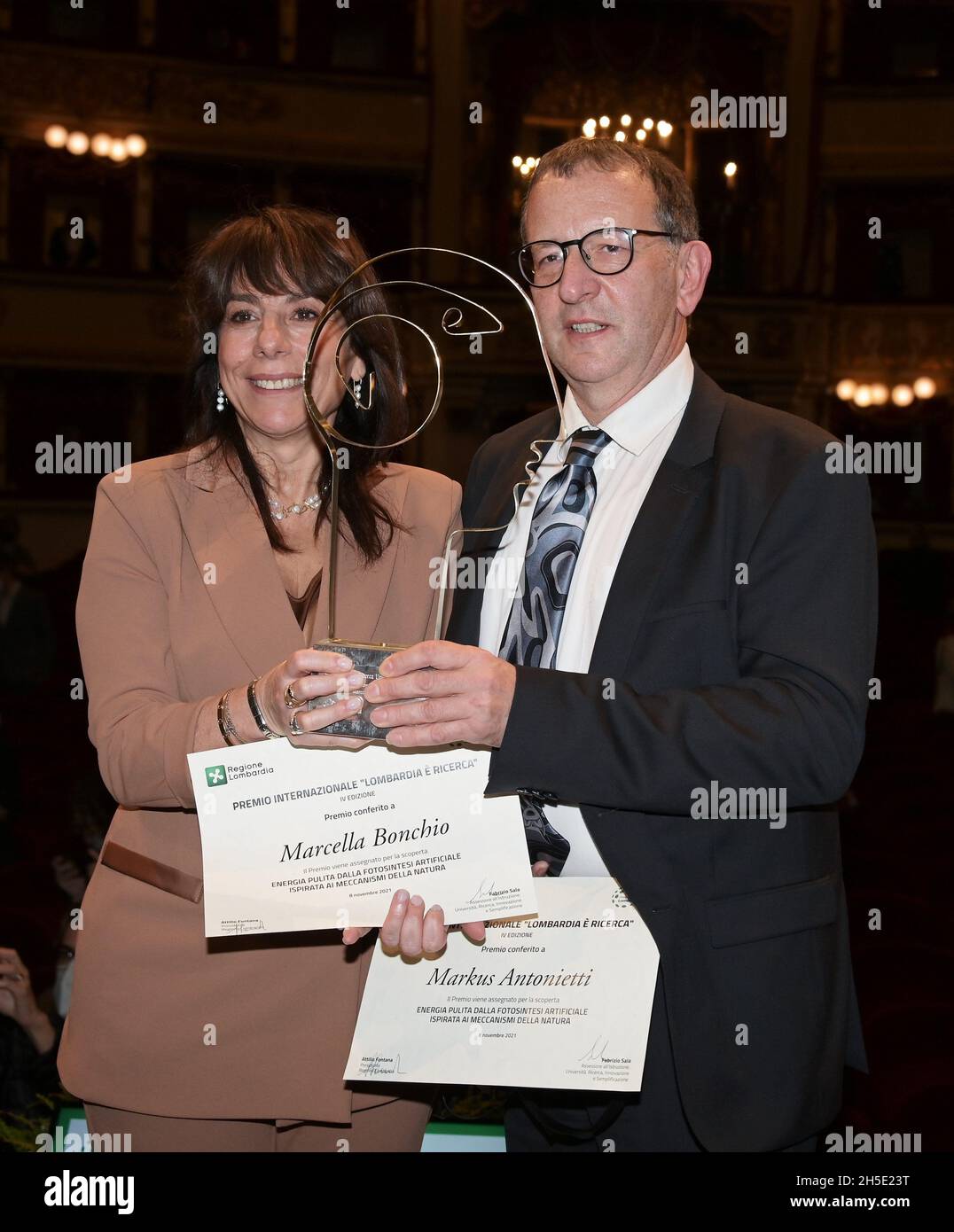 Milan, Italy. 08th Nov, 2021. Milan, Italy La Scala Marcella Bonchio, Markus Antonietti and Pierre Joliot are awarded the 2020-2021 edition of the International Award 'Lombardia è Ricerca', the recognition promoted by the Lombardy Region which assigns 1 million euros to the best scientific discovery in the field of 'Sciences of Life' attended by various institutions and famous guests In the picture: Credit: Independent Photo Agency/Alamy Live News Stock Photo