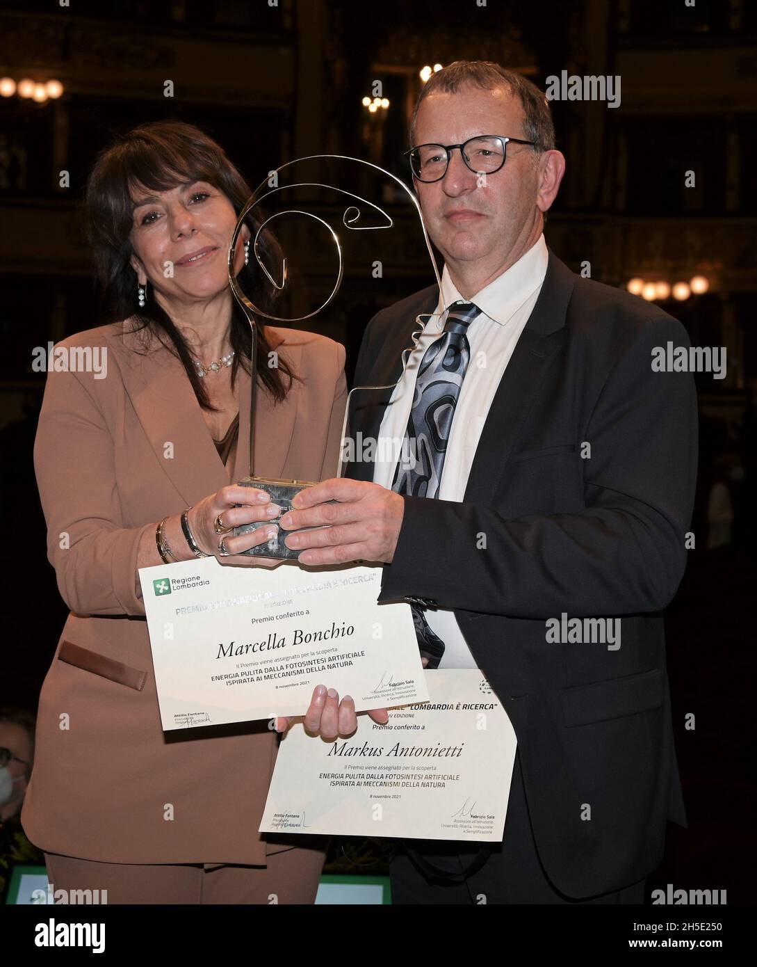Milan, Italy. 08th Nov, 2021. Milan, Italy La Scala Marcella Bonchio, Markus Antonietti and Pierre Joliot are awarded the 2020-2021 edition of the International Award 'Lombardia è Ricerca', the recognition promoted by the Lombardy Region which assigns 1 million euros to the best scientific discovery in the field of 'Sciences of Life' attended by various institutions and famous guests In the picture: Credit: Independent Photo Agency/Alamy Live News Stock Photo