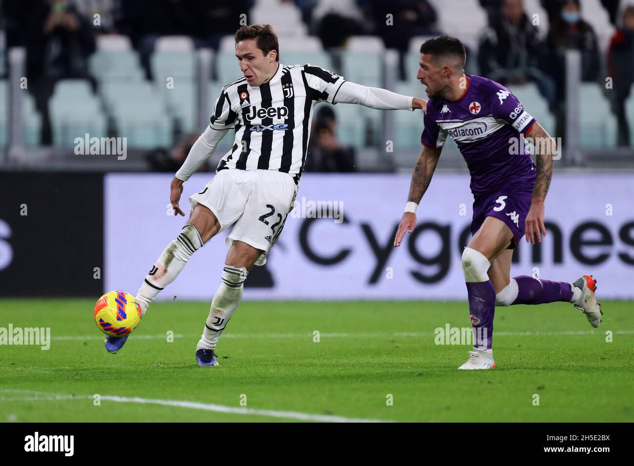 Federico Chiesa of Juventus Fc controls the ball during the Serie A match  between Juventus Fc and Acf Fiorentina Stock Photo - Alamy