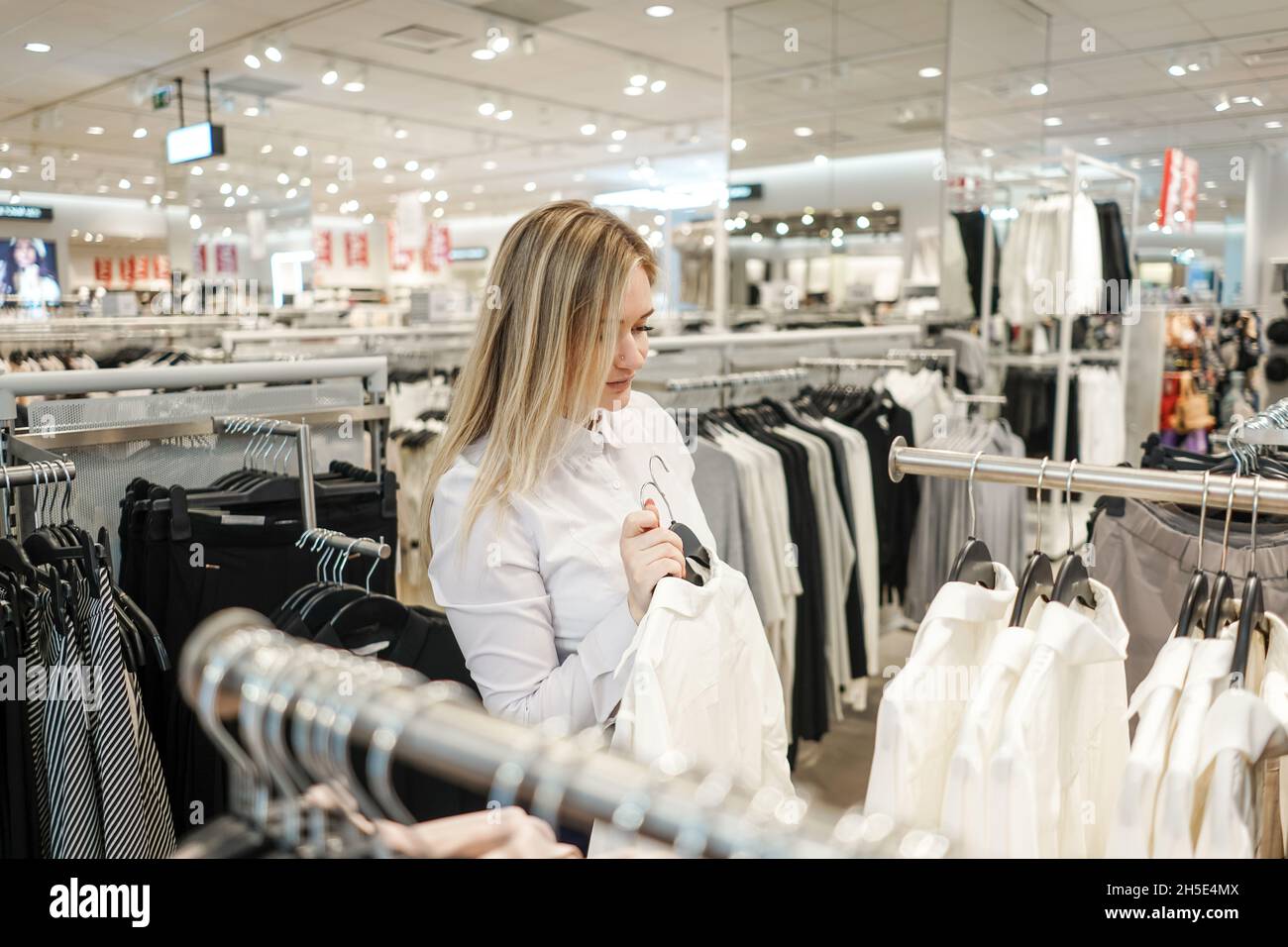Consumerism concept black woman hi-res stock photography and images - Alamy