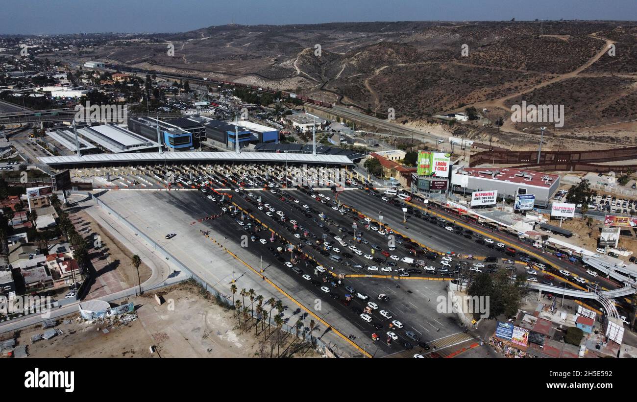 Tijuana, Mexico. 08th Nov, 2021. Panoramic image of the San Ysidro  International Border Crossing at the border between Tijuana, Mexico, and San  Diego, United States, where the land border was reopened Monday, image size:1300x821