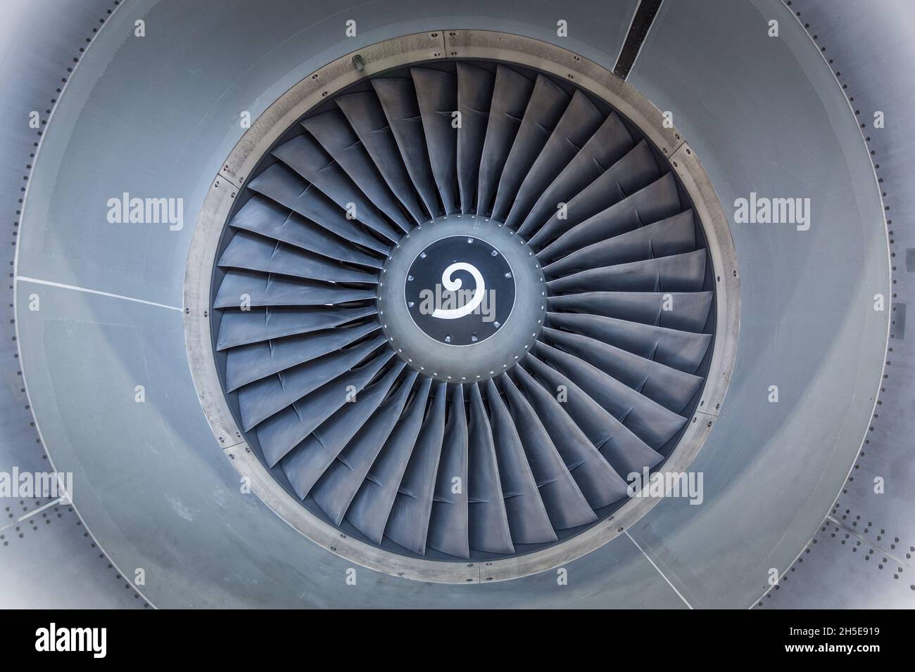 Airplane engine fan with fan blades Stock Photo Alamy