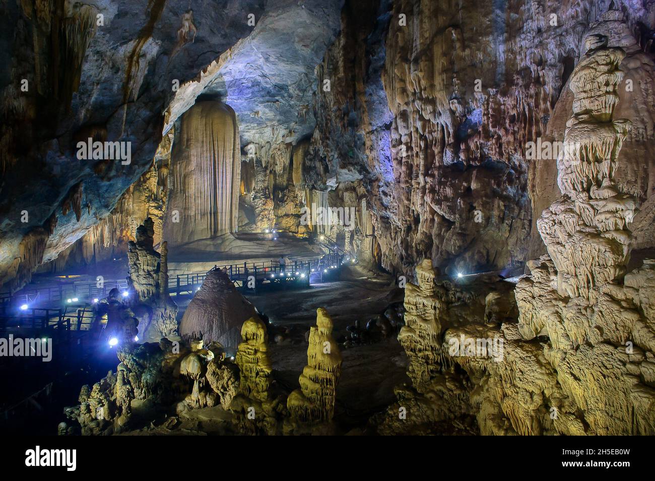 Phong Nha, Quang Binh Province, Vietnam - November 18th 2014: The stunning Paradise Cave in Phong Nha-Ke Bang National Park is a UNESCO world heritage Stock Photo