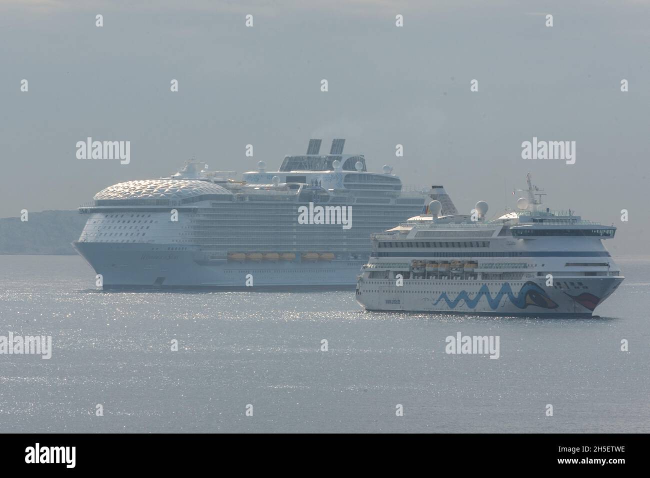 Arrival Of The Wonder Of The Seas, The Biggest Ocean Liner In The World ...