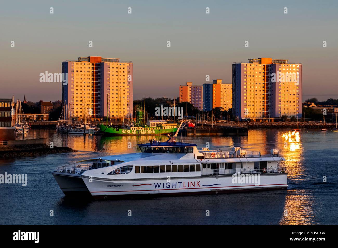 gosport-skyline-and-wightlink-passenger-ferry-hi-res-stock-photography