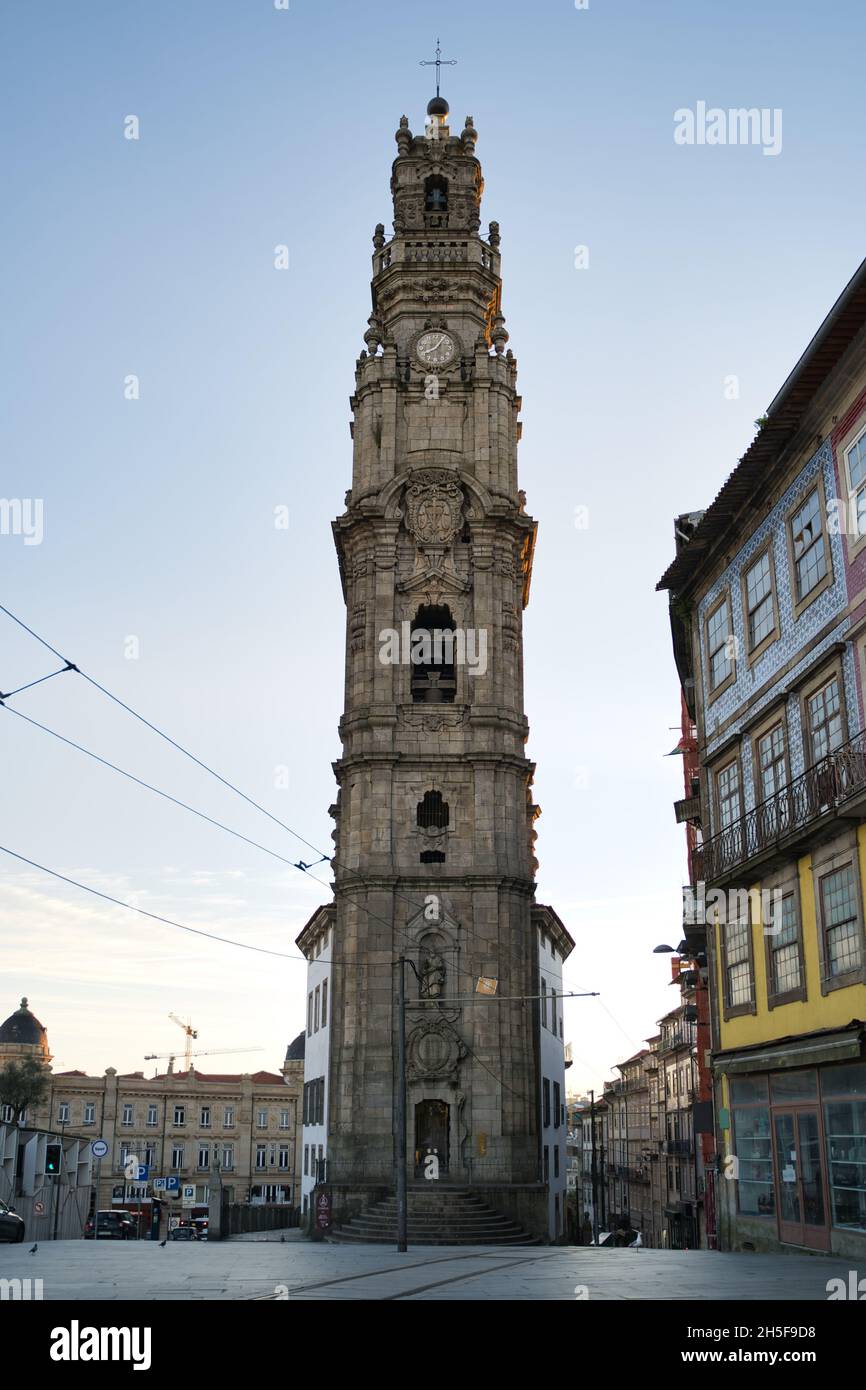 Clerigos Tower (Torre dos Clerigos Stock Photo Alamy