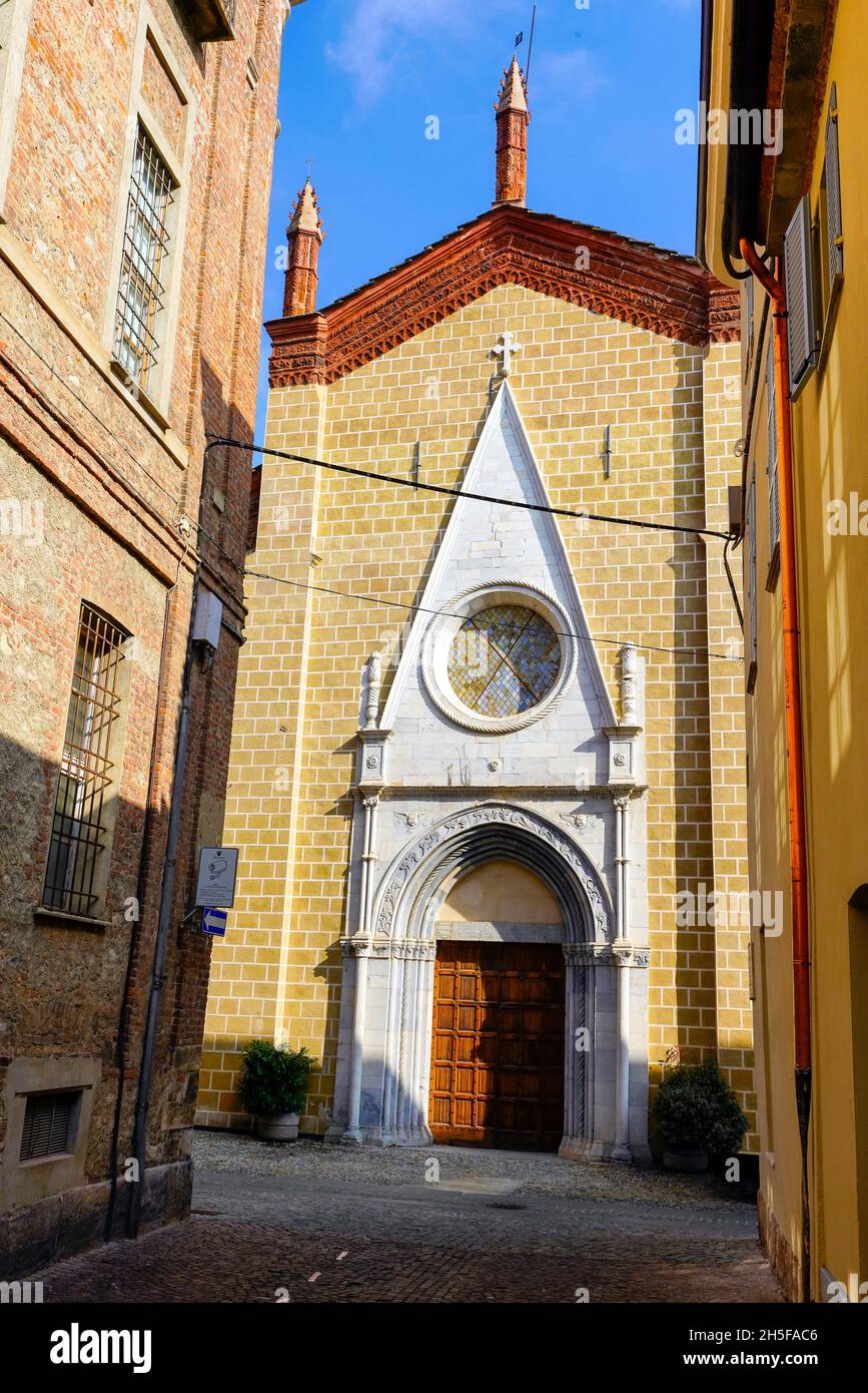 West facede of St Francis church by  Via Santa Maria, in Cuneo, is a precious architectural testimony of the medieval city, The Capital city of Cuneo Stock Photo