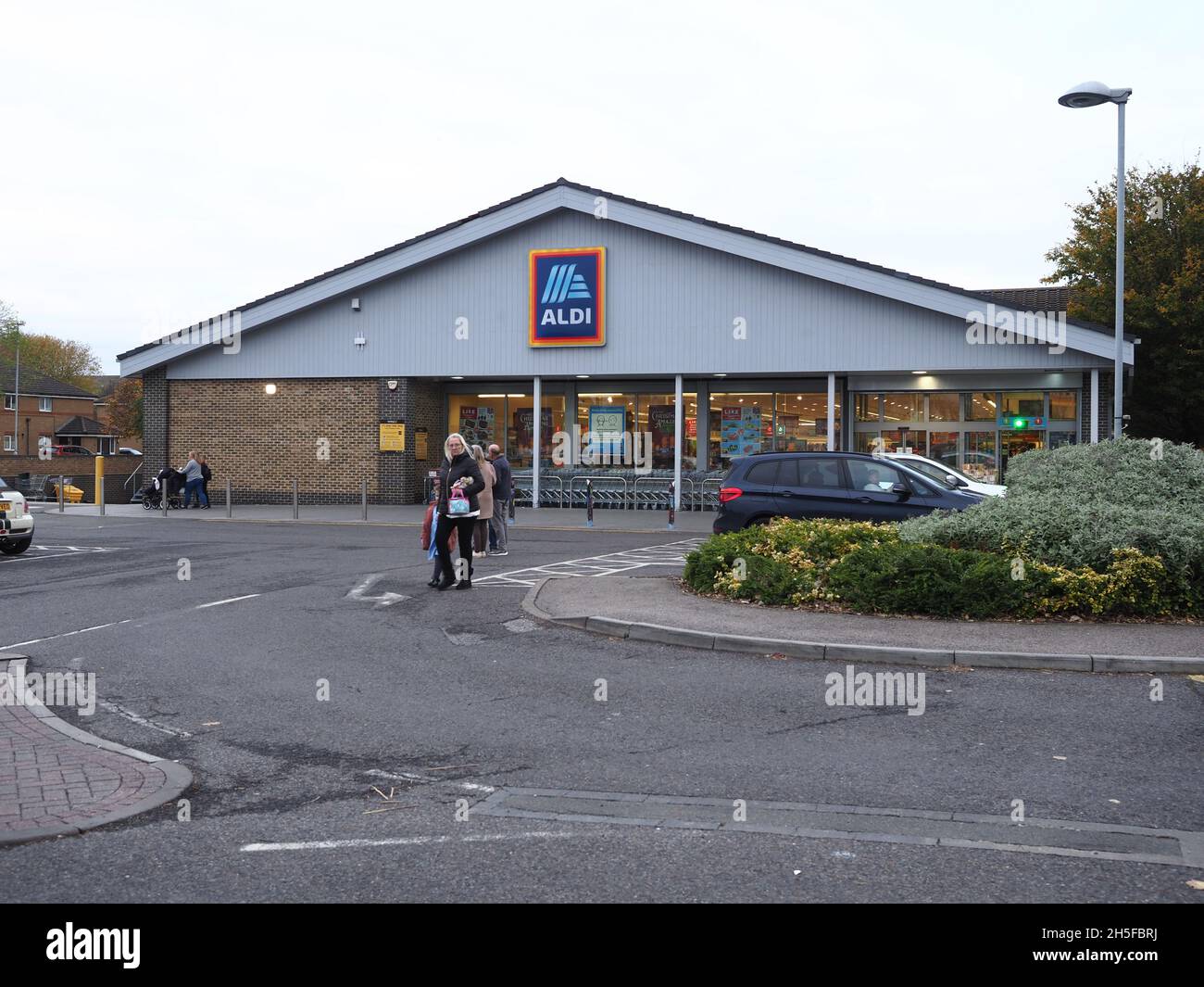 Aldi store 2021 hires stock photography and images Alamy