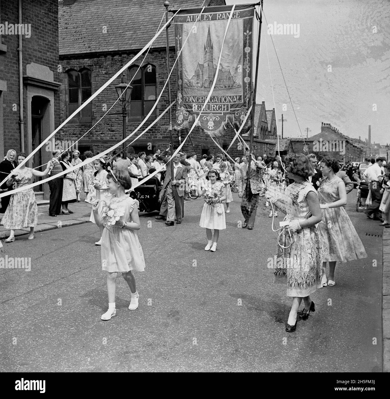 Farm hand 1950's Black and White Stock Photos & Images Alamy