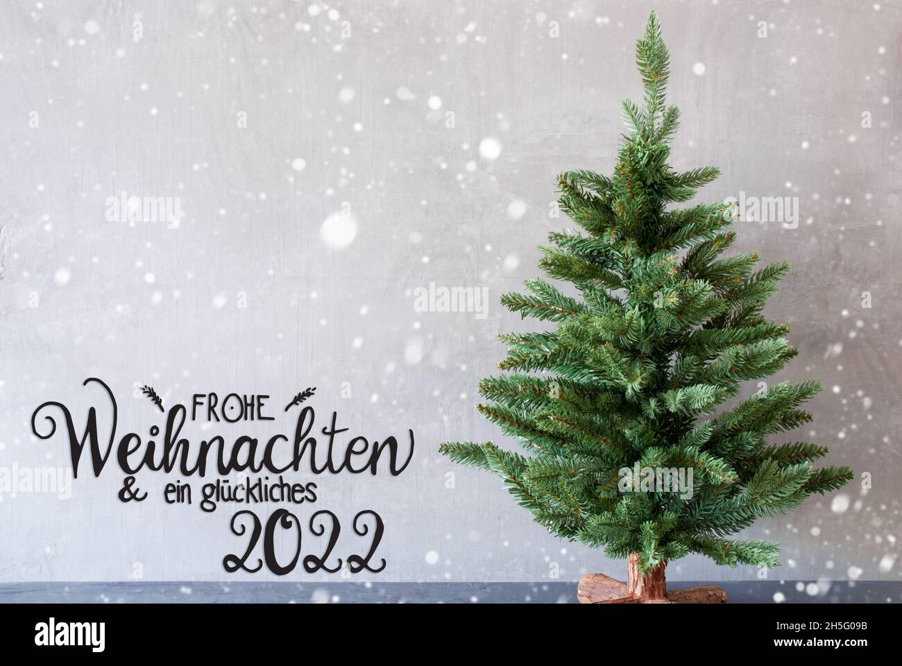 Christmas At The Forum 2022 Tree, Glueckliches 2022 Mean Happy 2022, Cement Background, Snowflakes  Stock Photo - Alamy