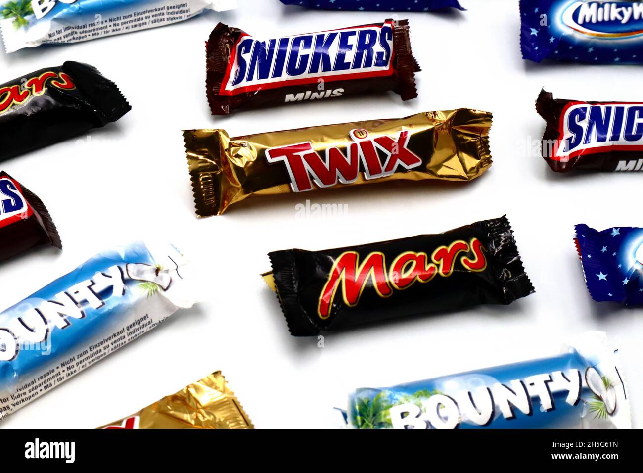 Mars, Bounty, Snickers, Alamy Way Stock of Incorporated Twix Photo Mars bars, - Milky brands and chocolate