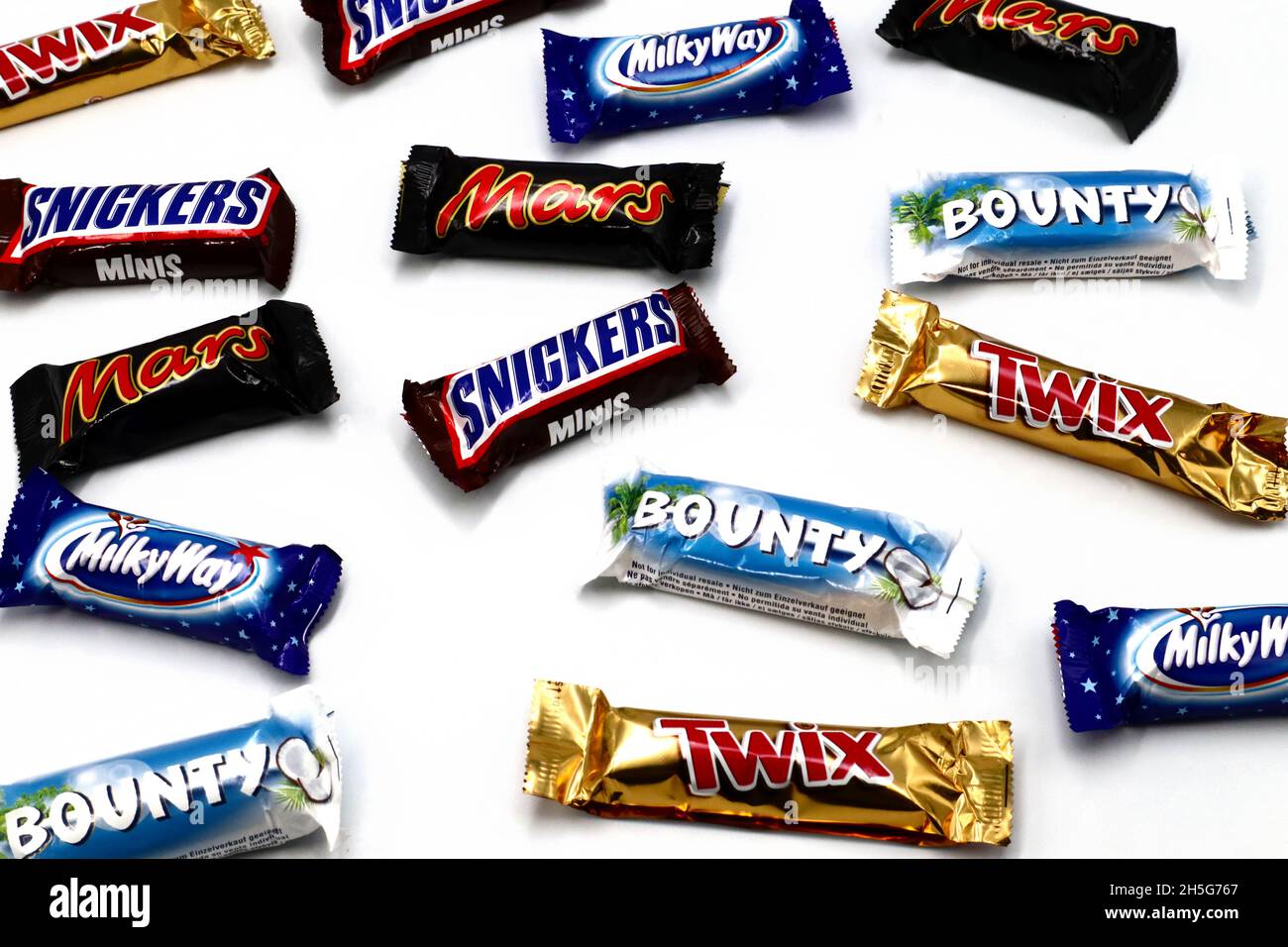 Mars, Bounty, Snickers, Milky Way and Twix chocolate bars, brands of Mars  Incorporated Stock Photo - Alamy