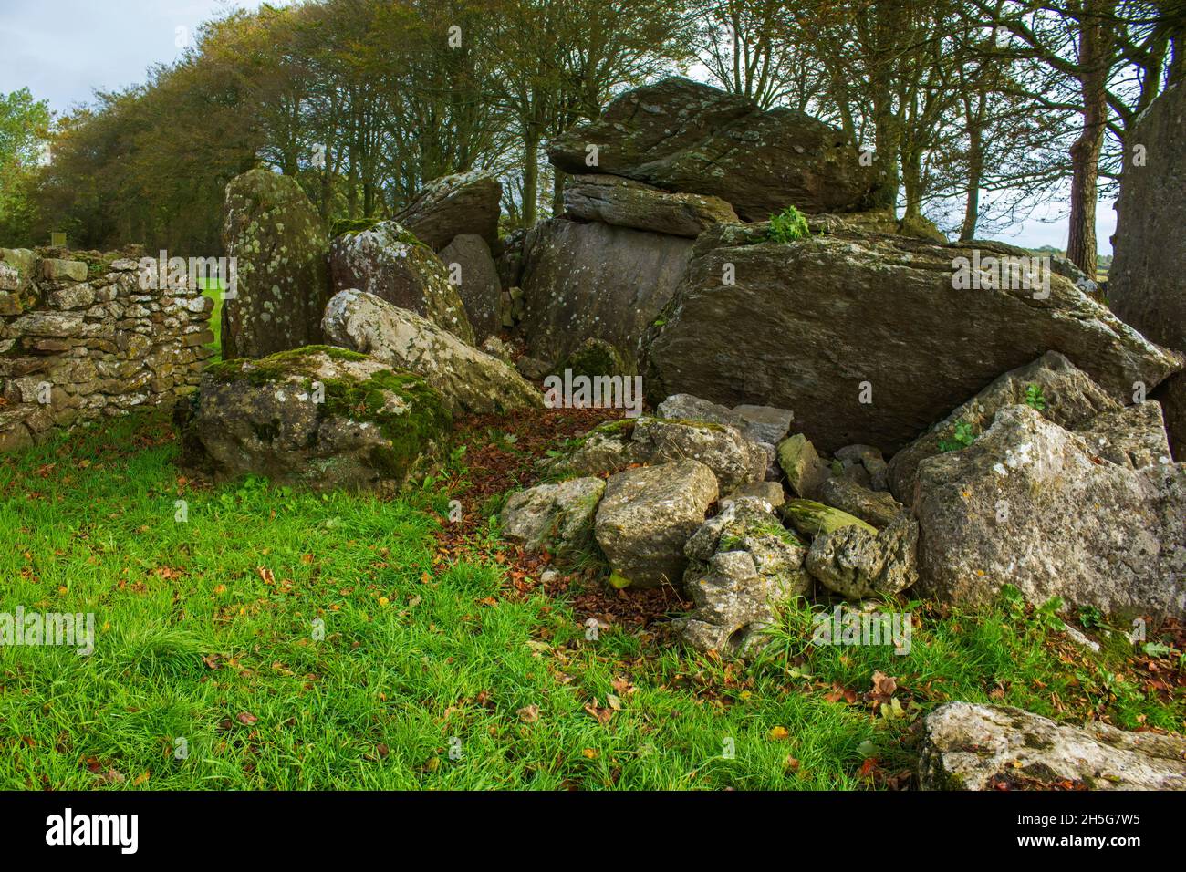 Neolithic burial rituals hi-res stock photography and images - Alamy