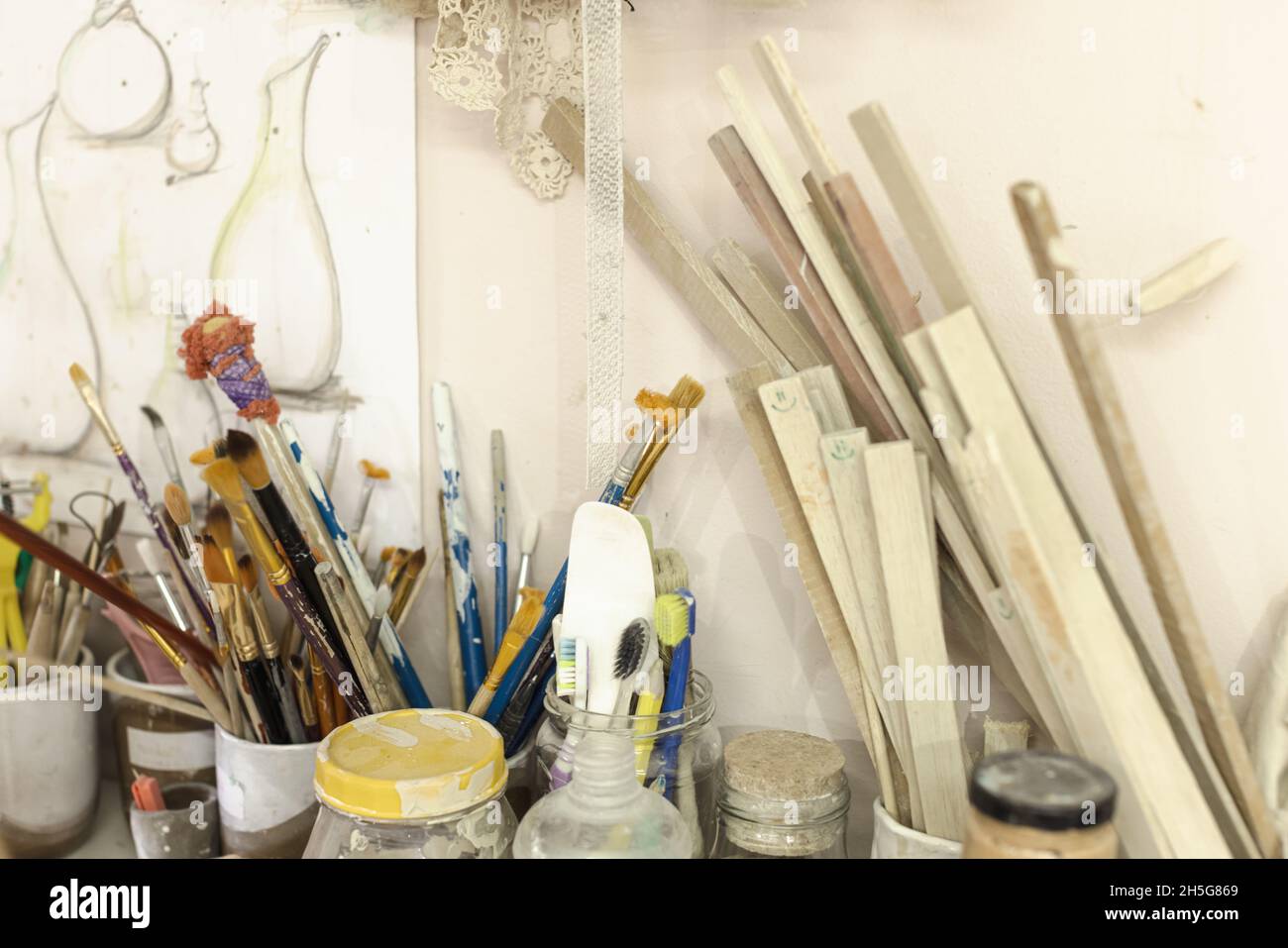 Brush strokes paint brushes hi-res stock photography and images - Alamy